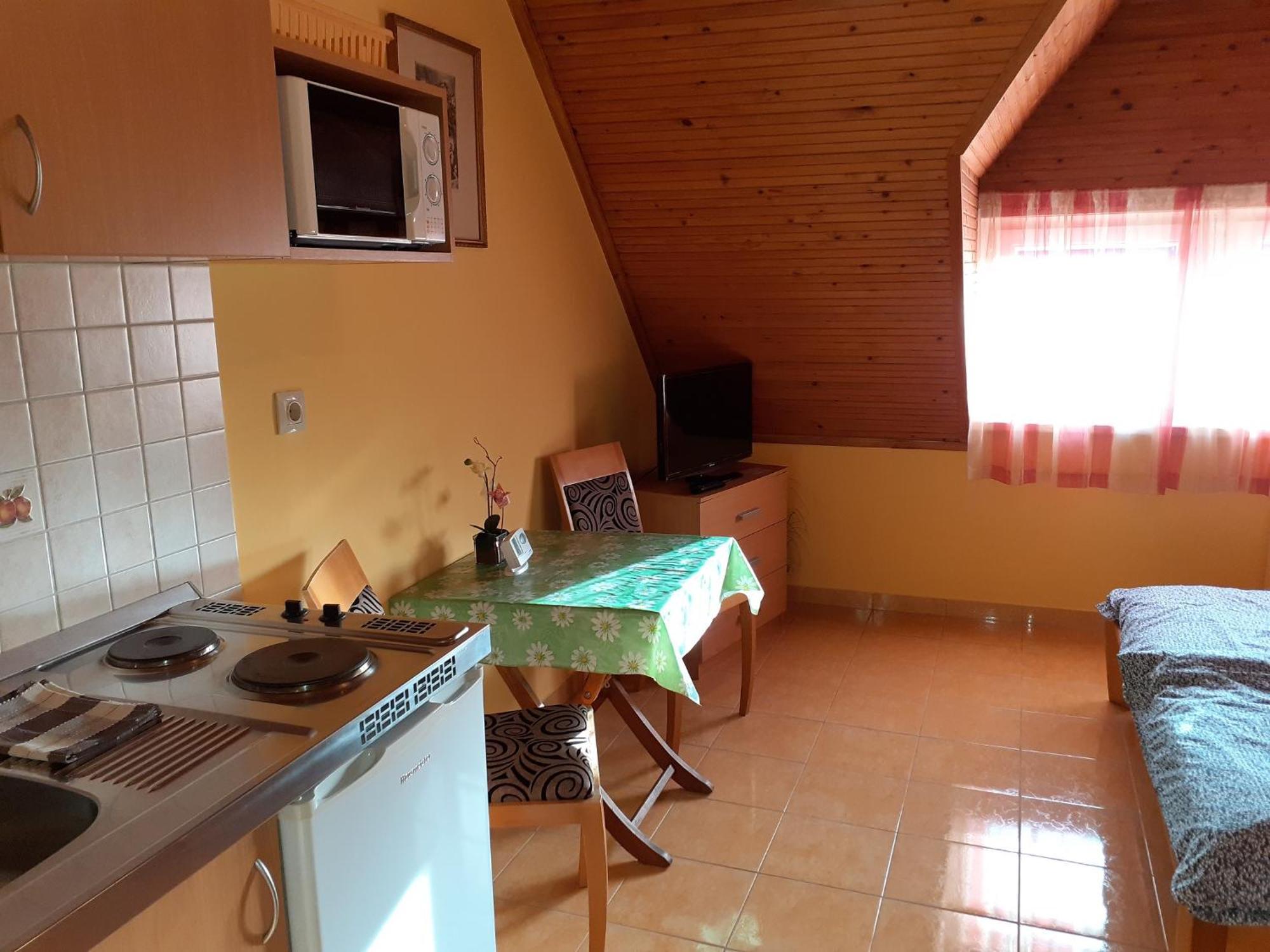 Andrea Apartmanhaz Balatongyorok Exterior photo